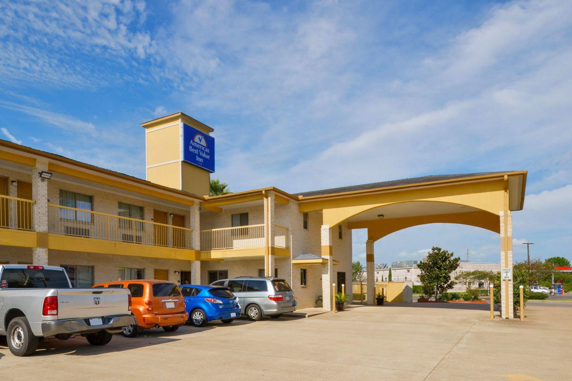 Americas Best Value Inn & Suites Waller/Prairie View Exterior foto